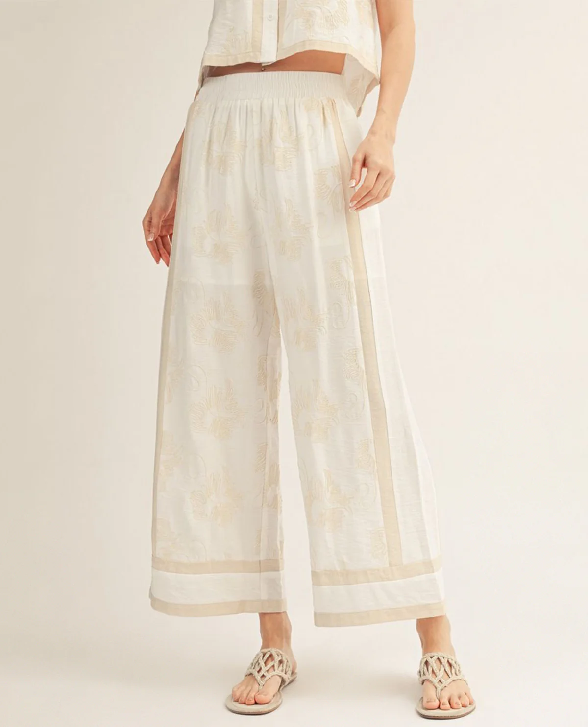 Jodifl Print Soft Crop Pant With Solid Trim Off White